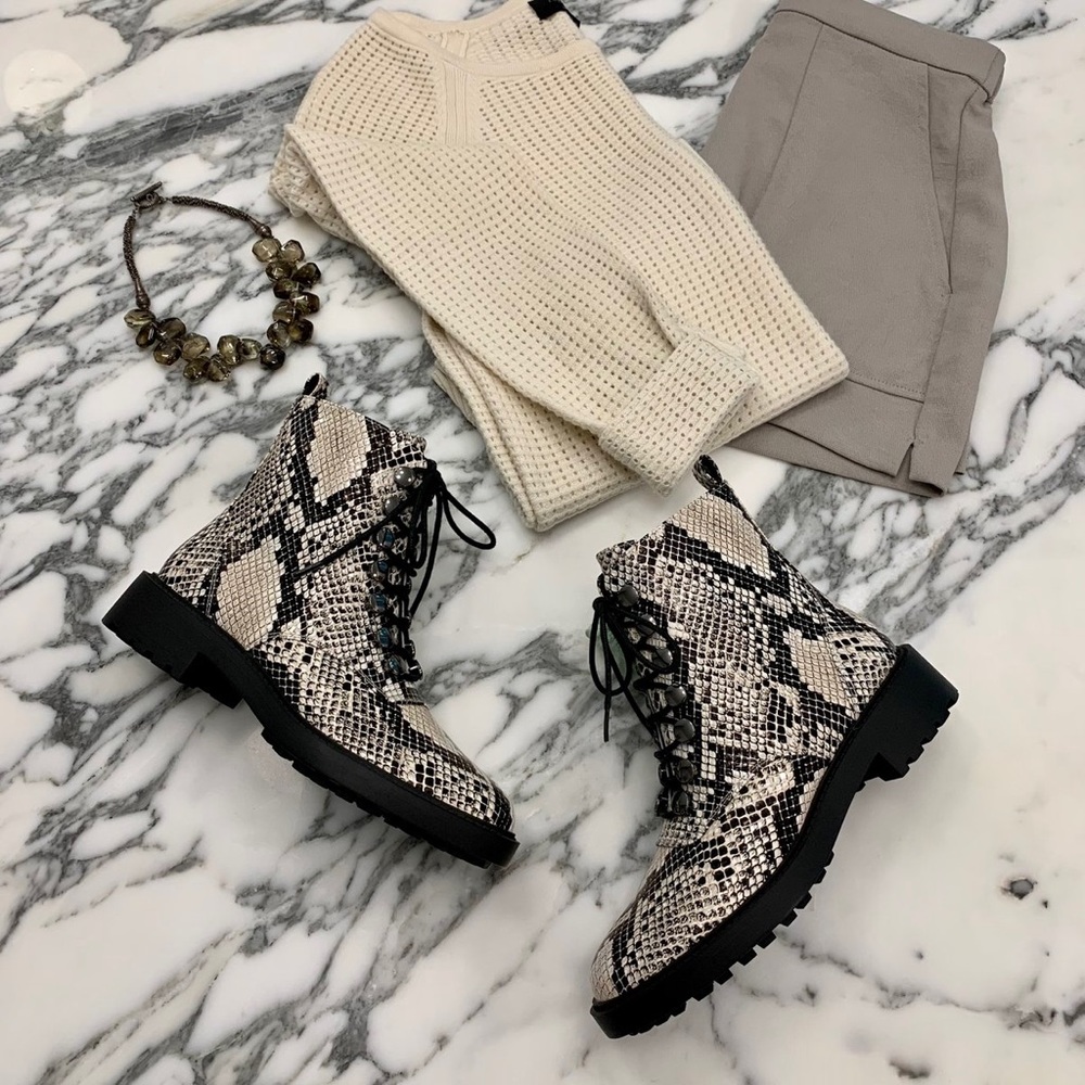 Linea Paolo Moro Boot in Trinity Cream Size 6